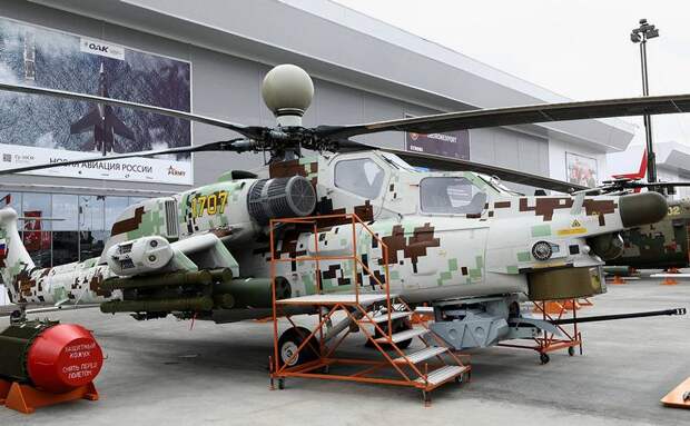 АО "Вертолеты России" представили модернизированные Ми-28НЭ и Ми-35М
