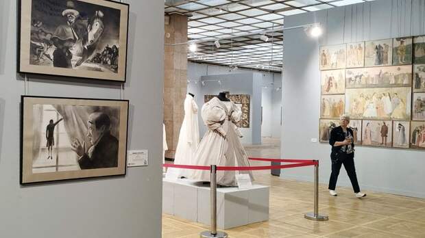 От Шекспира до современного искусства: выставка выпускников художественных вузов в Новой Третьяковке