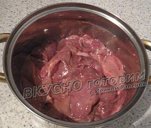 Печень куриная в желтках Печень куриная в желтках