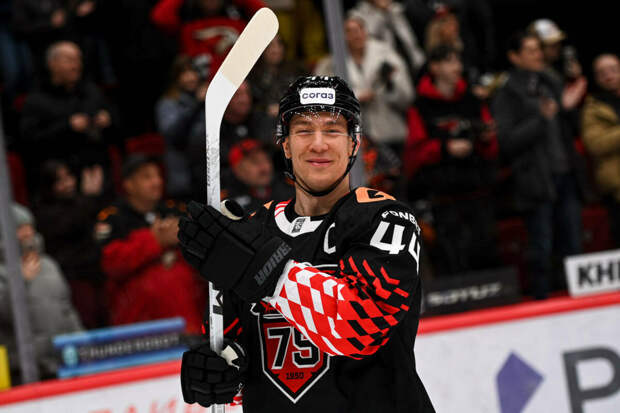 «Гора с плеч упала». Дамир Шарипзянов прокомментировал исторический рекорд КХЛ