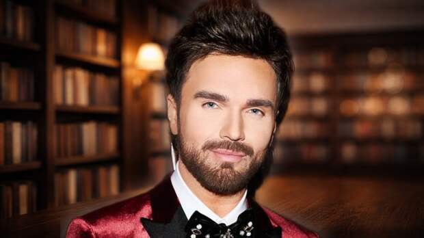 «Вечный второй» стал первым: как Александр Панайотов победил «Маску», но потерял всё на родине