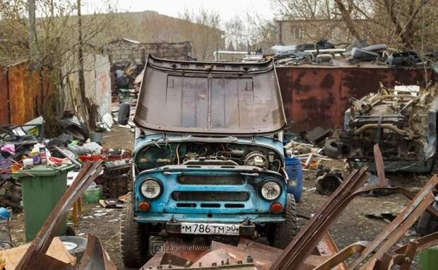 Автомобили, которые нашли во время сноса московских гаражей barn find, авто, автомир, автомобили, гараж, находка, олдтаймер, ретро авто