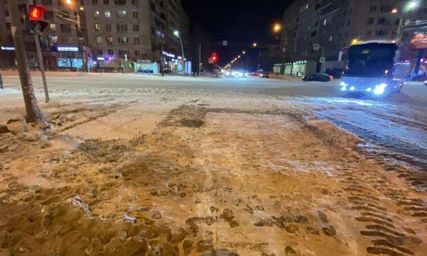 Один из самых оживлённых перекрёстков Архангельска привели в порядок