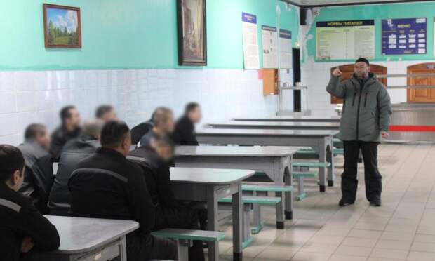 Имам из Астрахани встретился с осужденными-мусульманами в архангельских колониях