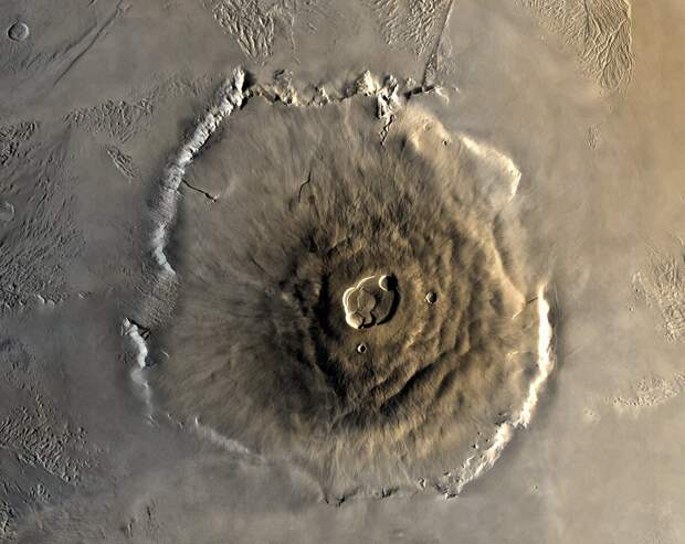 Фото: NASA / Гора Олимп, сфотографированная аппаратом Викинг-1