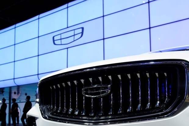 Китайская Geely представила конкурента электрофуры Semi от Tesla