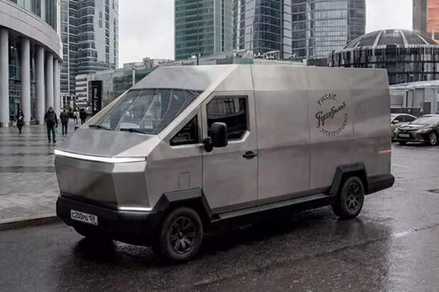 Motor: "Руссо-Балт" летом протестирует беспилотную версию своего фургона Ф200