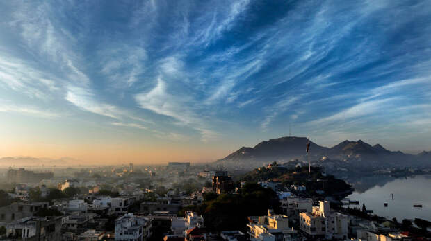 Индия назвала безграмотным и неуместным репост Трампа с оскорблением страны