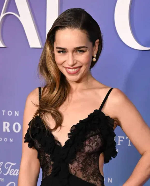 Эмилия Кларк