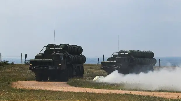 Эксперт рассказал о возможной реакции США на сделку России и Индии по С-400