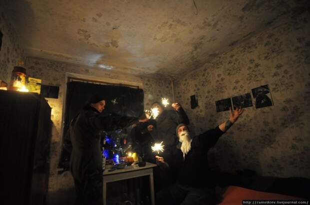 Новый год 2014 в Чернобыльской Зоне отчуждения. Город Припять NYinPripyat12 Новый год 2014 в Чернобыльской Зоне отчуждения. Город Припять