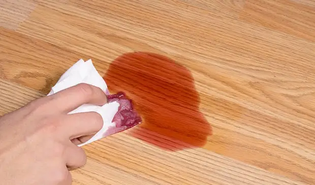 Чем вывести пятна от марганцовки