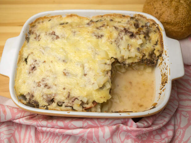 Запеканка с мясом и картофелем