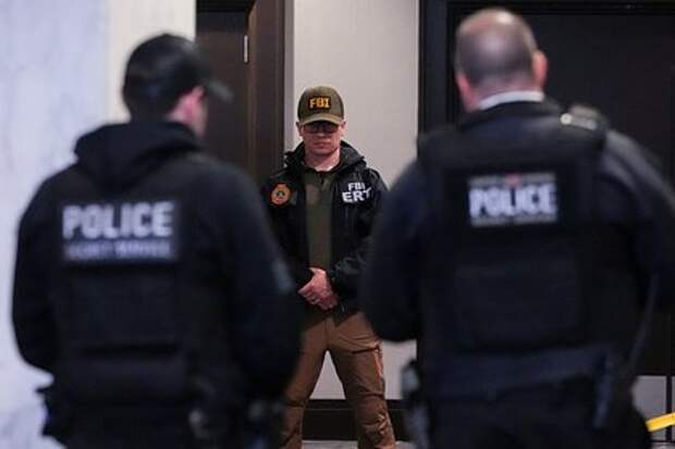 Стрелявший на приёме с участием Трампа был вооружён дробовиком