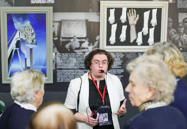 Госдума разрешает гидам в РФ проводить экскурсии на языке жестов