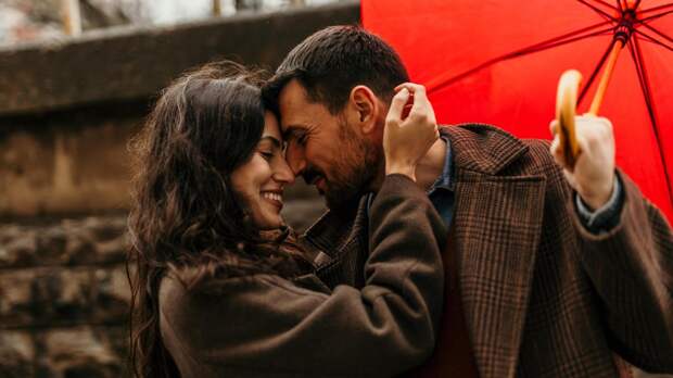 7 этапов рождения любви: на каком из них находитесь вы?