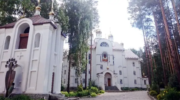 «Боялись и боятся»: что известно о схиигумене Сергии (Романове), закрывшемся в Среднеуральском монастыре