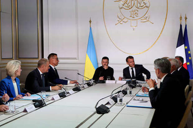 Социолог Орсини: встреча «коалиции желающих» не спасет Украину от краха