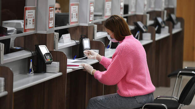 Медведев: система одного окна изменила ситуацию со взятками за любую справку