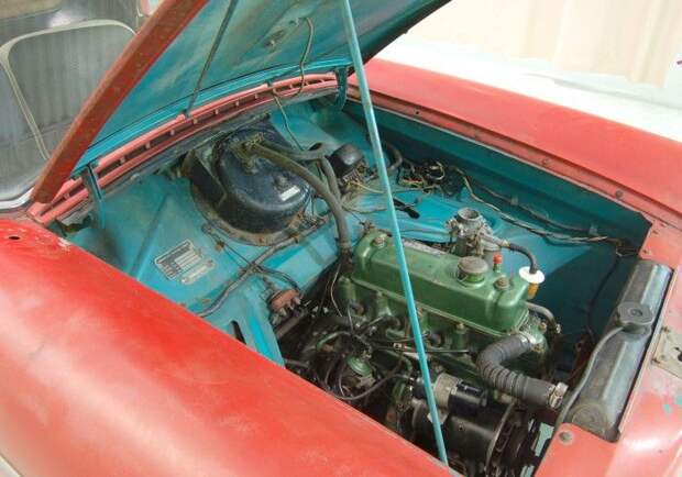 Старинная пожарная машина на аукционе (15 фото) Старинная пожарная машина на аукционе (15 фото)