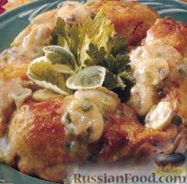 Фото к рецепту: Курица под грибным соусом