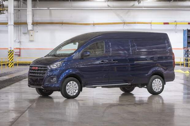 АвтоВАЗ выпустил заднеприводного «убийцу “Газели”»