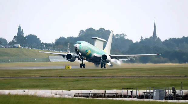 НАТО планирует отказаться от американских разведывательных самолётов