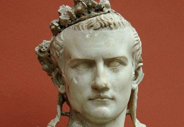 10 любопытных фактов о Калигуле