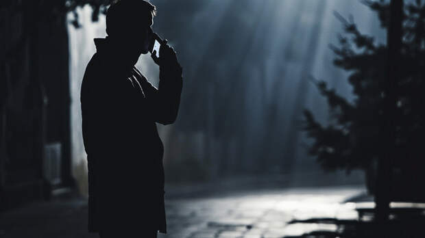 В Горно-Алтайске подросток перевел мошенникам более 100 тысяч рублей с карты бабушки