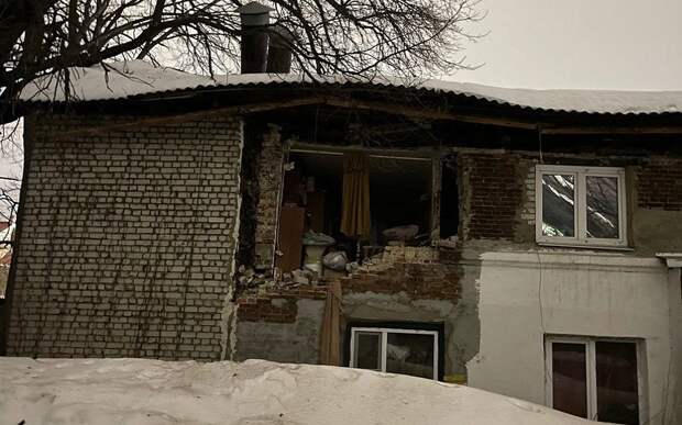 После обрушения стены на улице Кудрявцева в Рязани ввели режим ЧС муниципального характера