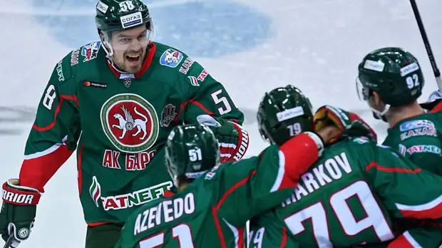 «Салават Юлаев» уступил «Ак Барсу» по буллитам в матче КХЛ