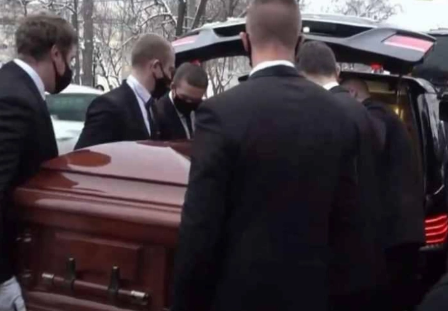 Гроб с телом Гафта