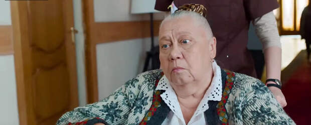 Главная кинобабушка России получает мизерную пенсию: Но вот её мудрые слова