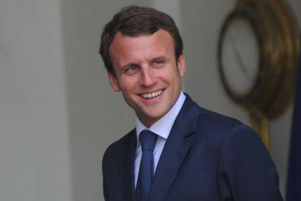 Макрон заявил, что будет работать на посту президента Франции до конца срока