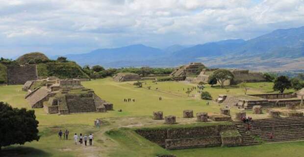 https://www.ancient-origins.net/sites/default/files/styles/large/public/Zapotec-ruins.jpg?itok=pki_qaMN