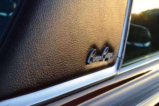 Редкий Imperial Crown Coupe 1967 года продают на аукционе (69 фото)