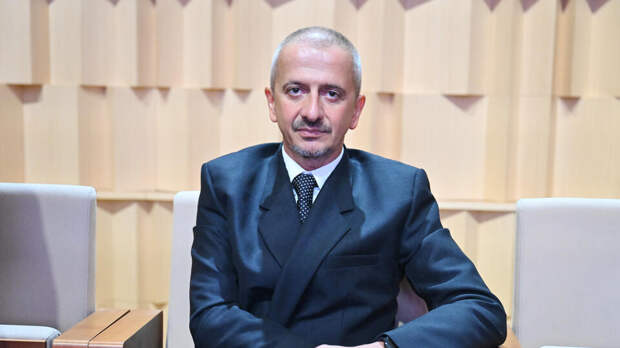 И.о. ректора Школы-студии МХАТ Богомолов назвал назначение честью и вызовом