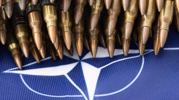 Politico перечислила 5 причин неготовности НАТО к войне с Россией