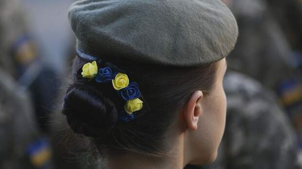 Женщины и мигранты. Киев придумал, чем заткнуть бреши в армии и экономике