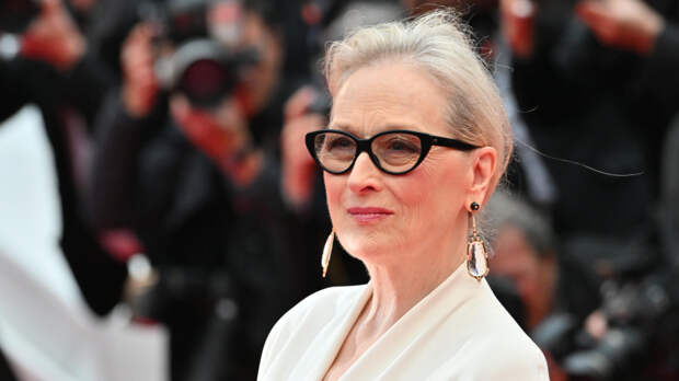 «С удовольствием»: Мэрил Стрип призналась в романе с коллегой по съемкам