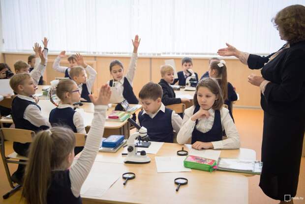 Сегодня в школы приходит не просто современное оборудование, но лаборатории с полигонами / Фото: mos.ru