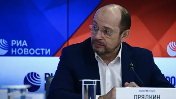 Прядкин не стал отвечать на вопрос о родственных связях с Цорном