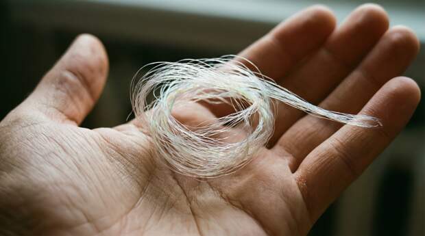 В Китае разработан мощный чип в виде тонкого волокна