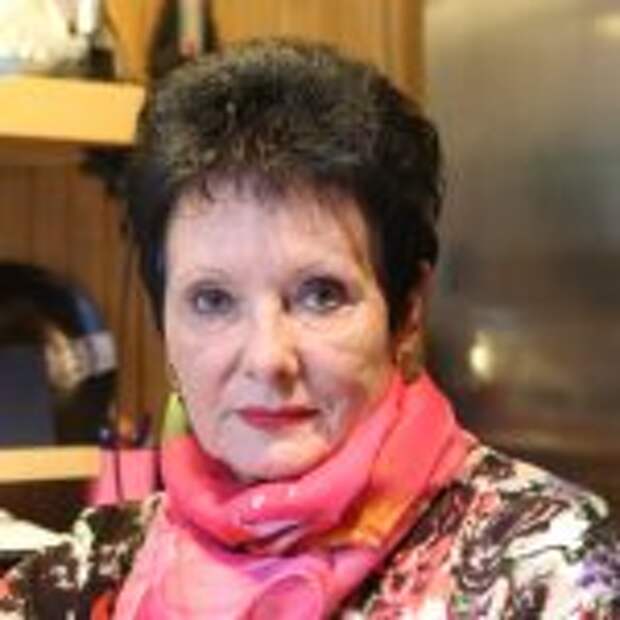 Елена Колина