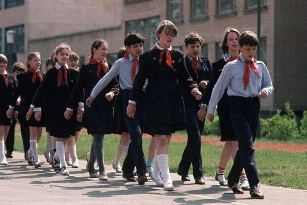 Советские школы – что там было на самом деле, о чём помалкивают адепты СССР