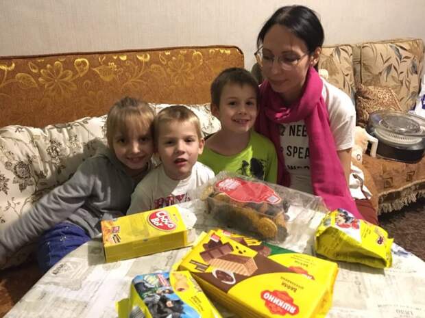 Подопечным благотоврительного сообщества нужны продукты с большим сроком хранения / Фото предоставлено сообществом "Ты не один"