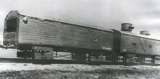 Блиндированные вагоны одного из бронепоездов армии Колчака, 1920 год / Фото: Wikimedia Commons admiral, золото, клад