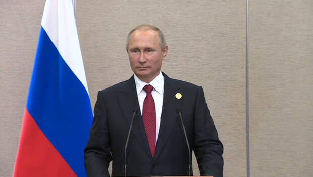 Путин пригрозил сократить американскую дипмиссию еще на треть