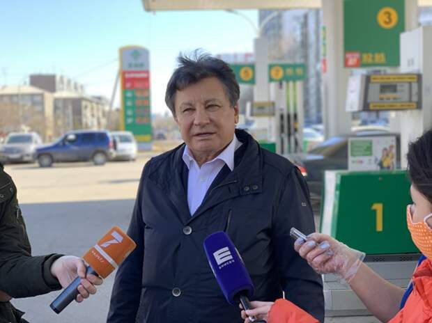 Мал Золотарёв, да Уссу дорог Мал Золотарёв, да Уссу дорог