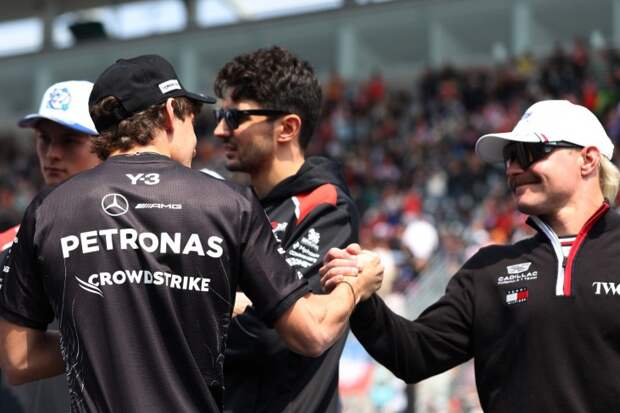 Боттас оценил прогресс Кими Антонелли после побед в Шанхае и Сузуке